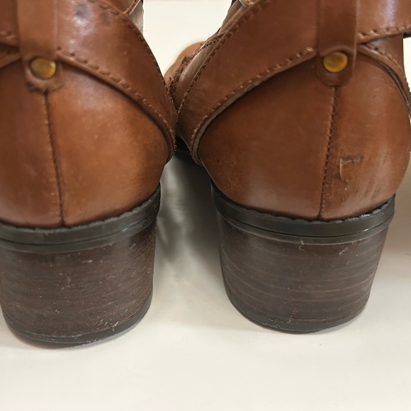 Bandolino Brown Leather Heeled Zipper Riding Boots with Buckle Size 7.5 - Picture 13 of 16